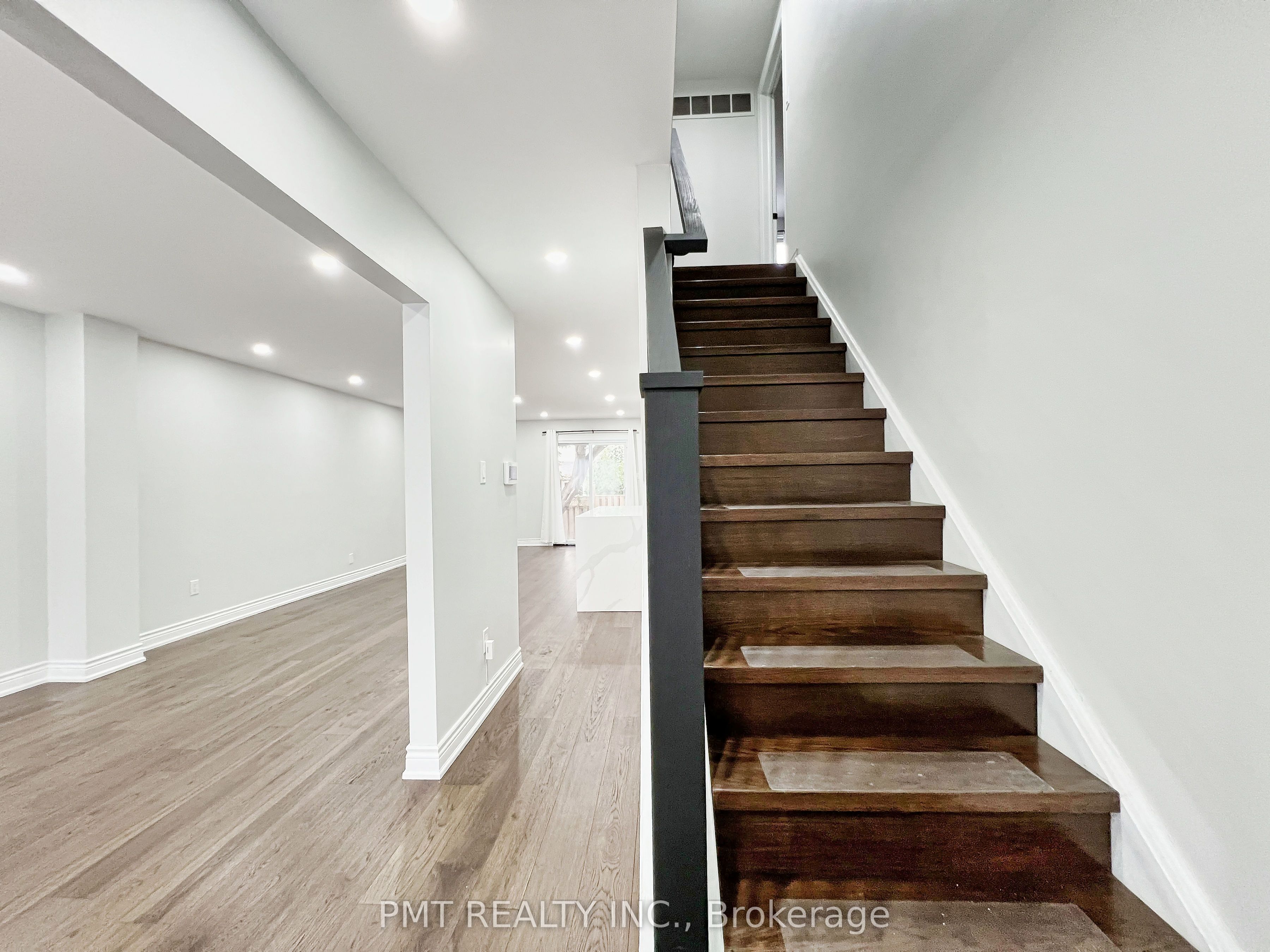 Additional image 3 of 81 Burlington Street, Toronto, ON, M8V 3W1