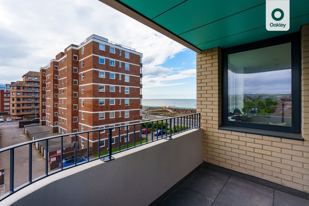 Additional image 5 of 2 bed flat to rent239 Kingsway, Hove BN3