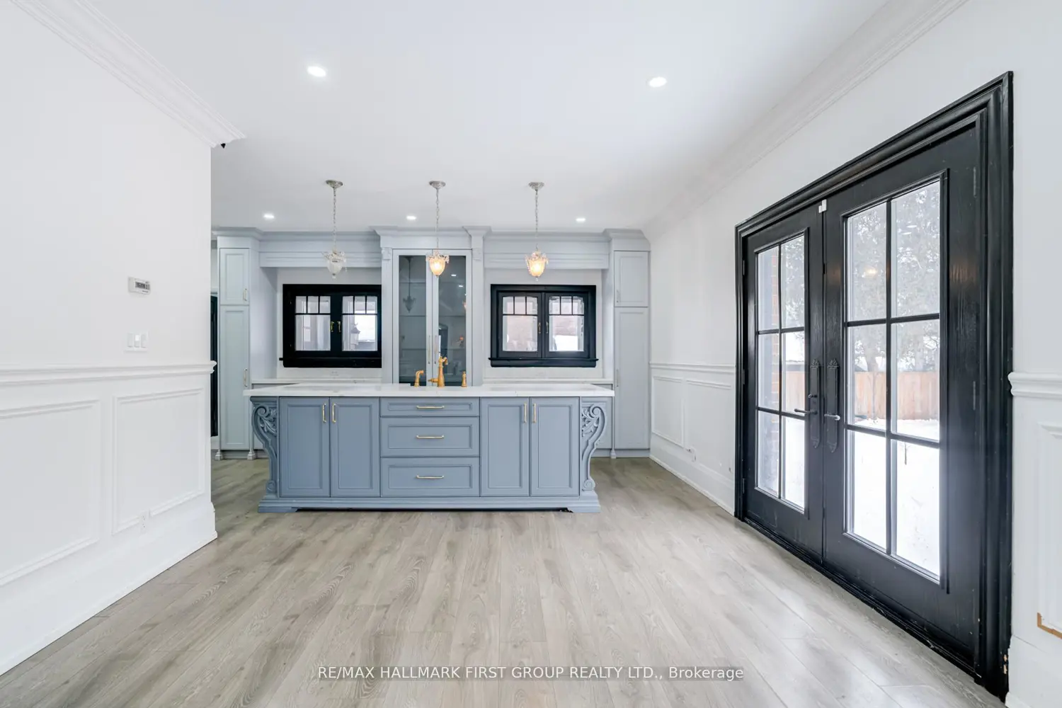 Additional image 5 of 512 Simcoe Street