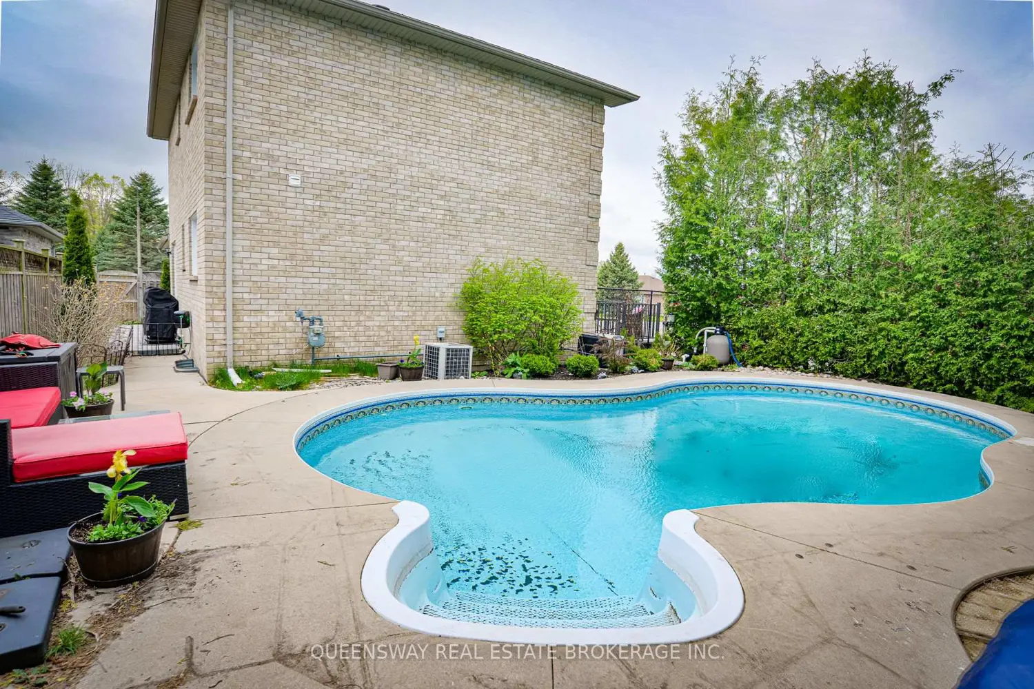 Additional image 18 of 10 Lewis Drive