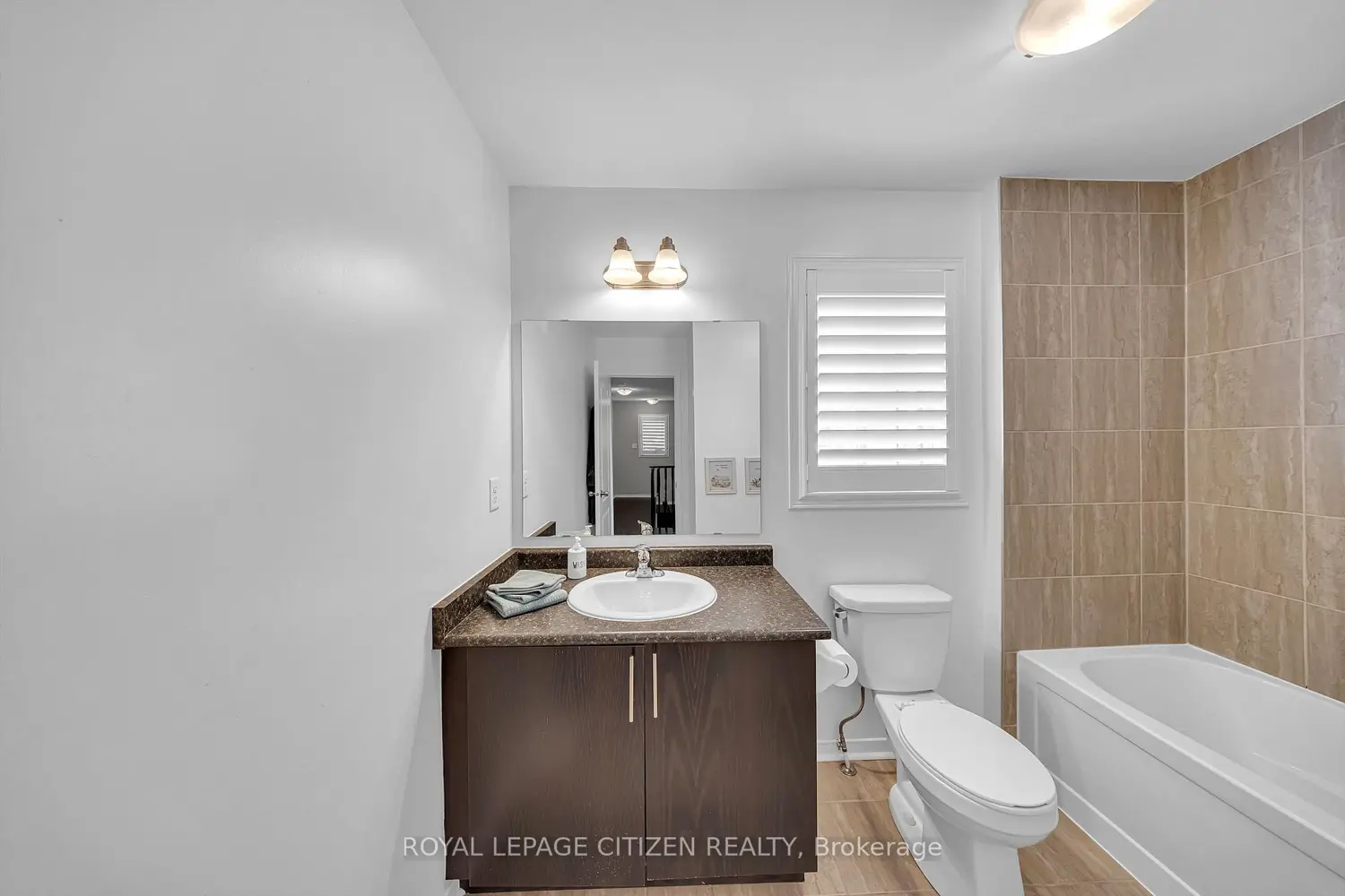 Additional image 14 of 1341 Woodstream Avenue