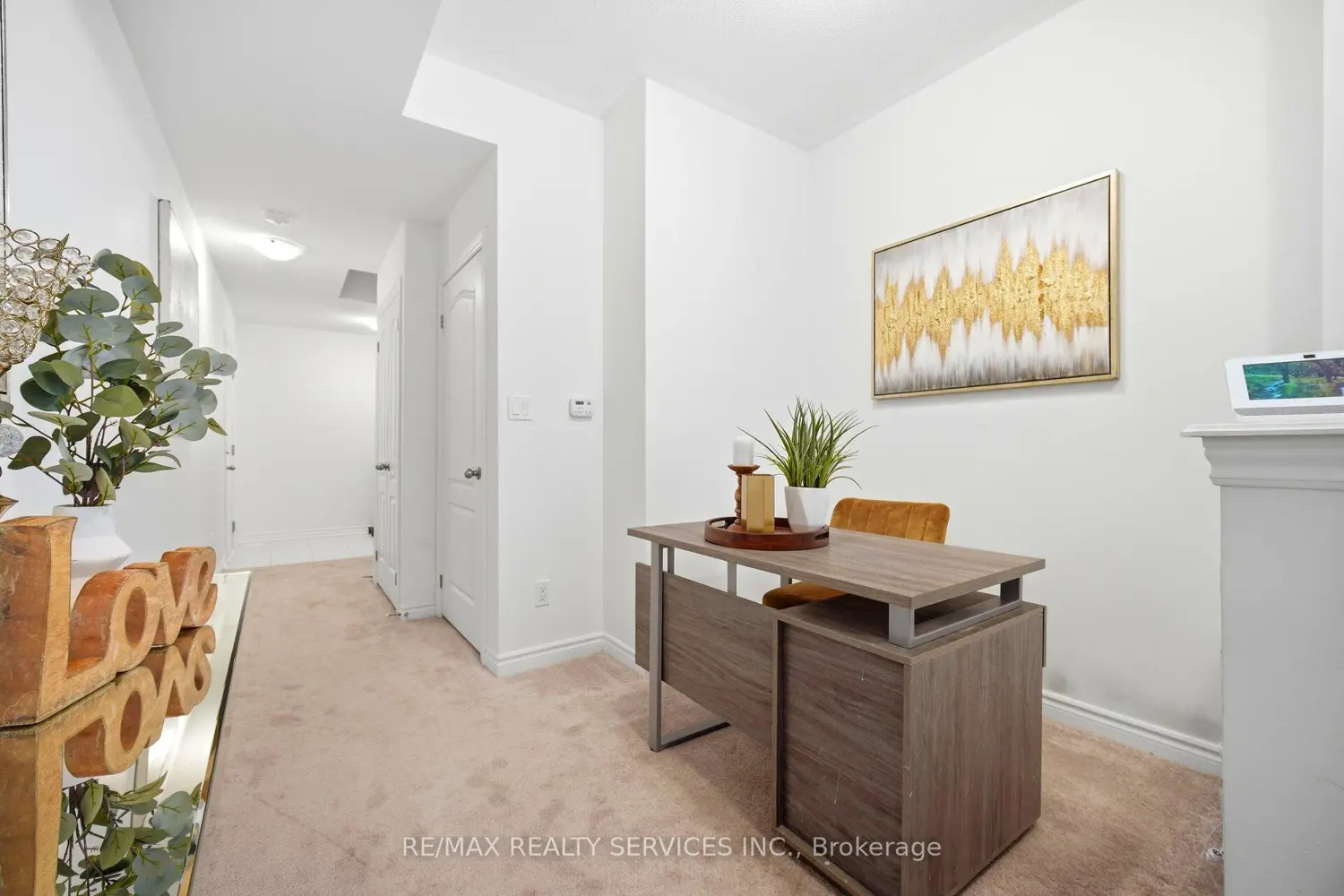 47 Tiveron Avenue photo 5