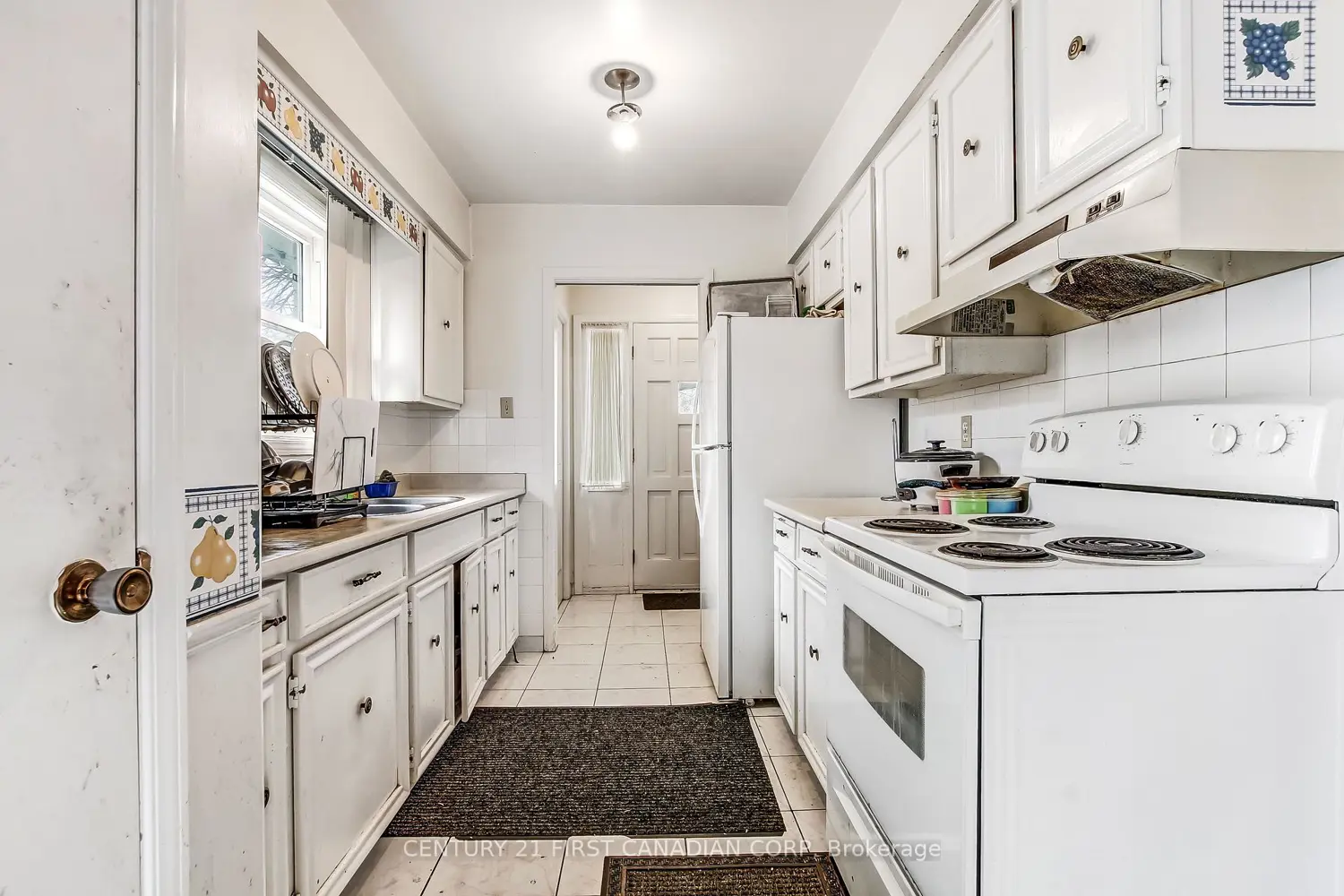 Additional image 6 of 698 Chiddington Avenue