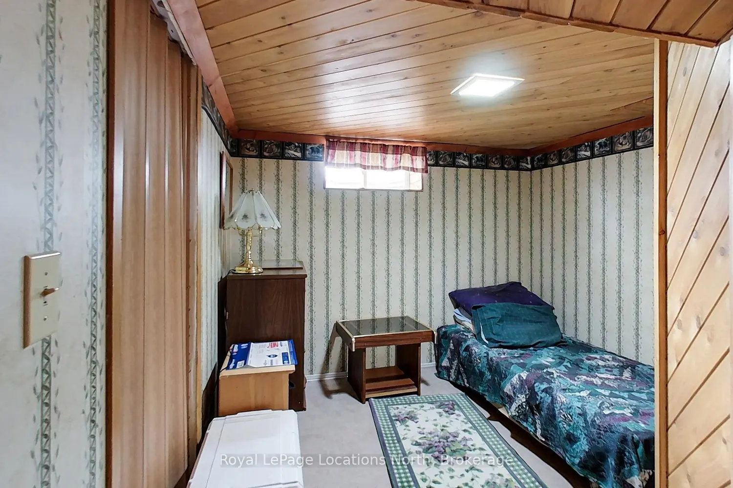 Additional image 12 of 138268 Grey 112 Road