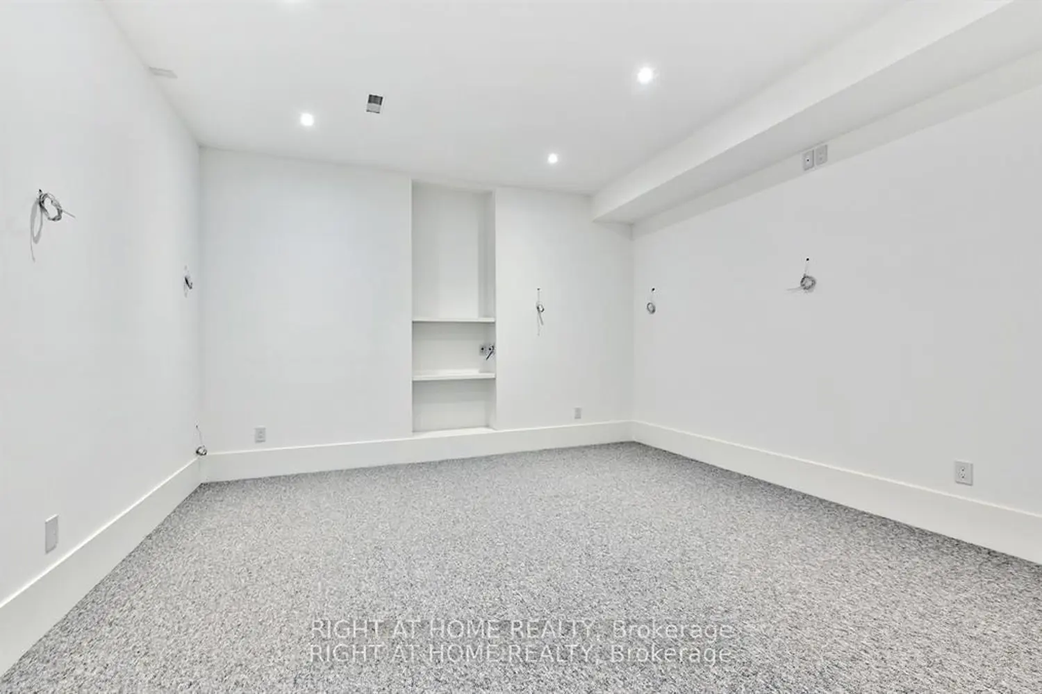 Additional image 17 of 27 Hurlingham Crescent