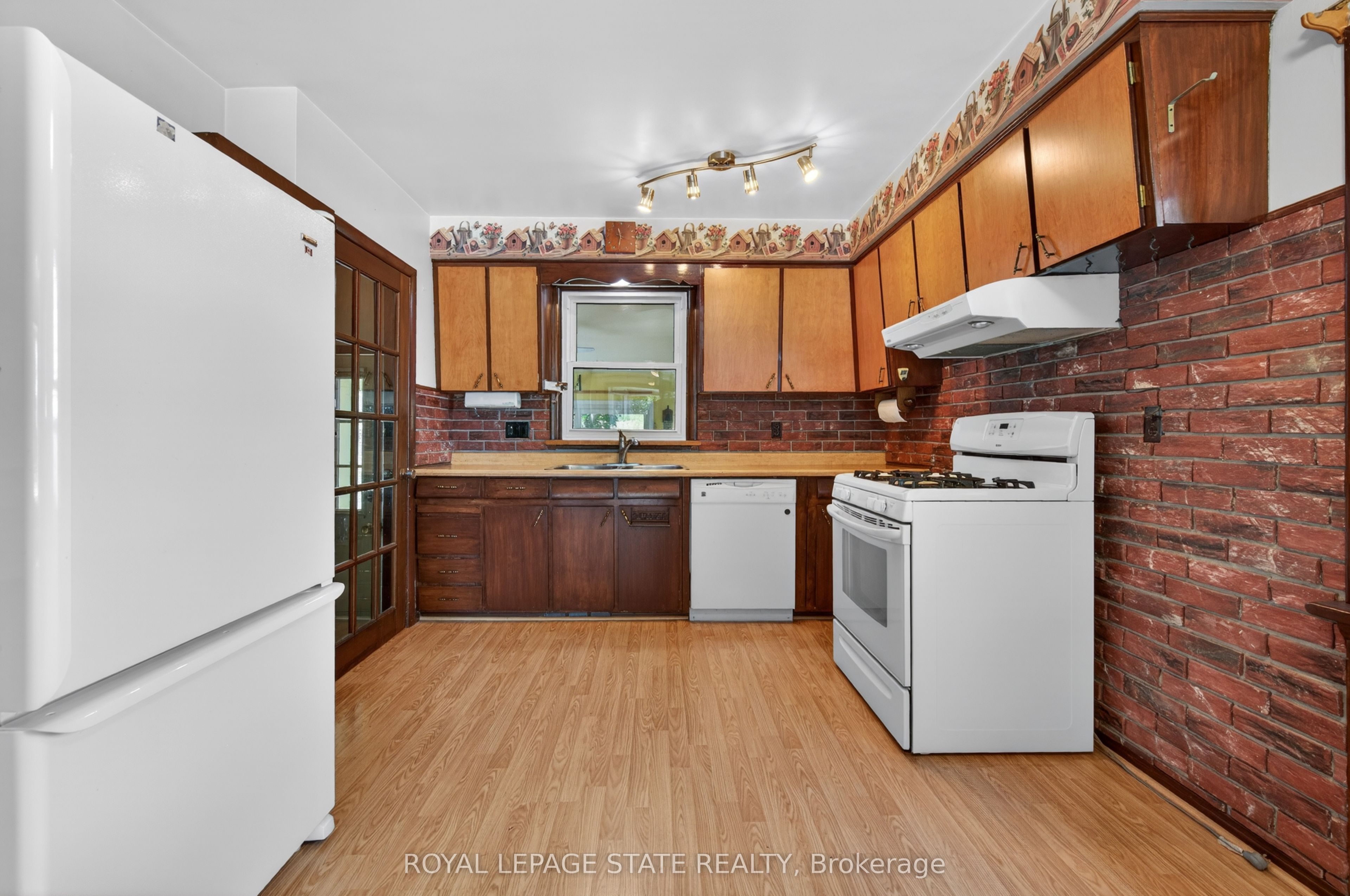 Additional image 5 of 16 Brodick Street, Hamilton, ON, L8S 3E4