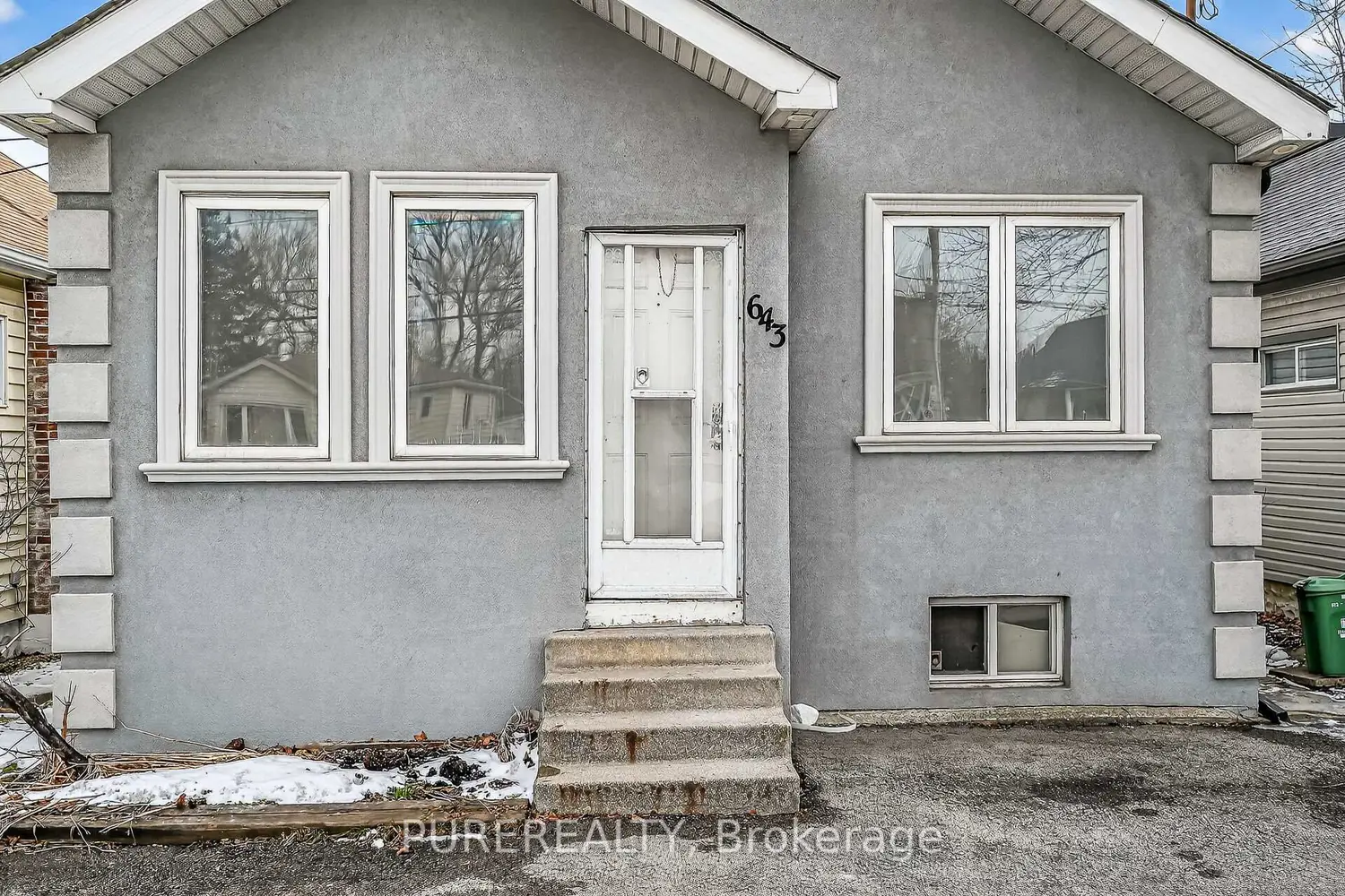 643 Upper Wellington Street