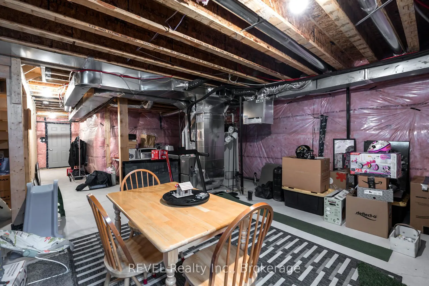 Additional image 18 of 64 Stern Drive