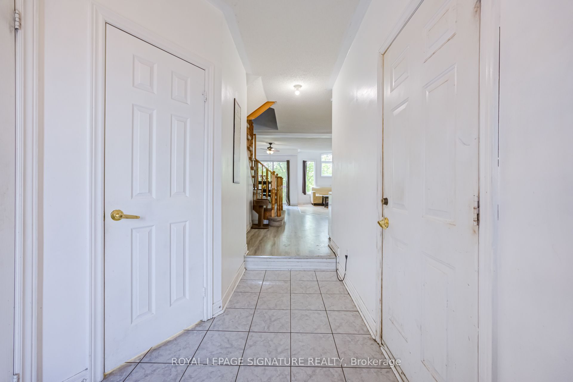 42 Corvette Court, Brampton, ON, L7A 2H8 photo 3