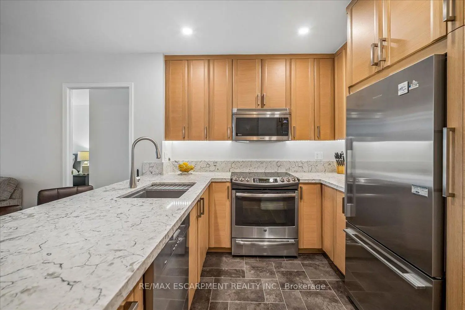 Additional image 4 of 1276 Maple Crossing Boulevard 106
