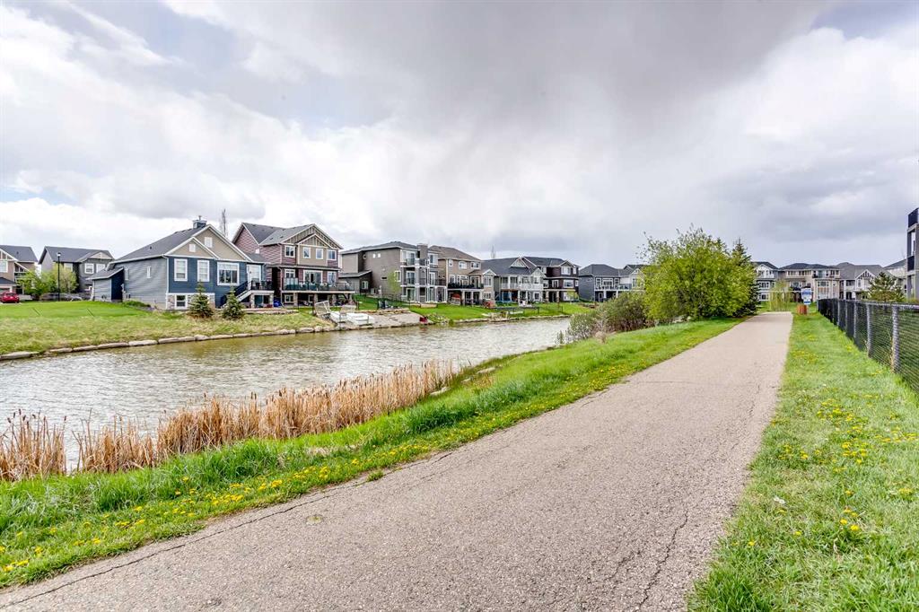 Additional image 2 of 390 Canals Crossing SW, Airdrie, AB, T4B 4L4