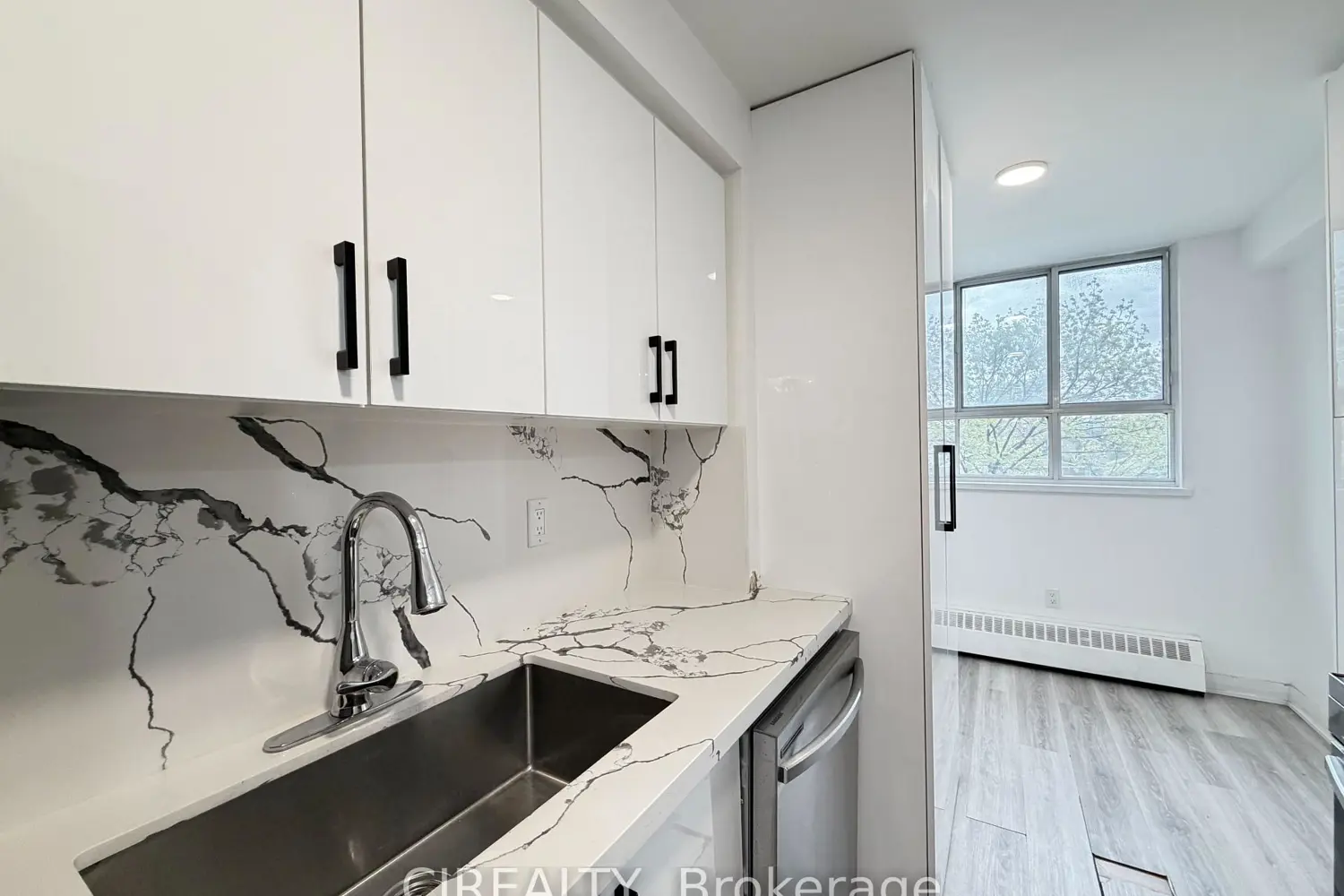 Additional image 4 of 1615 Bloor Street 411