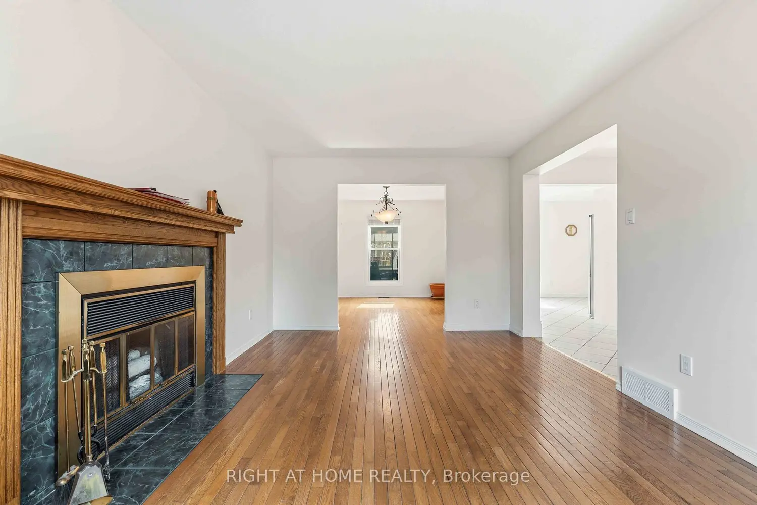 26 Denham Way photo 5