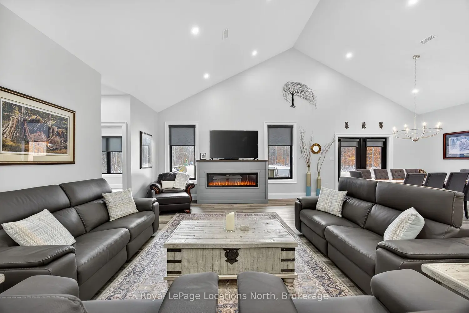 3511 Rainbow Valley Road photo 5