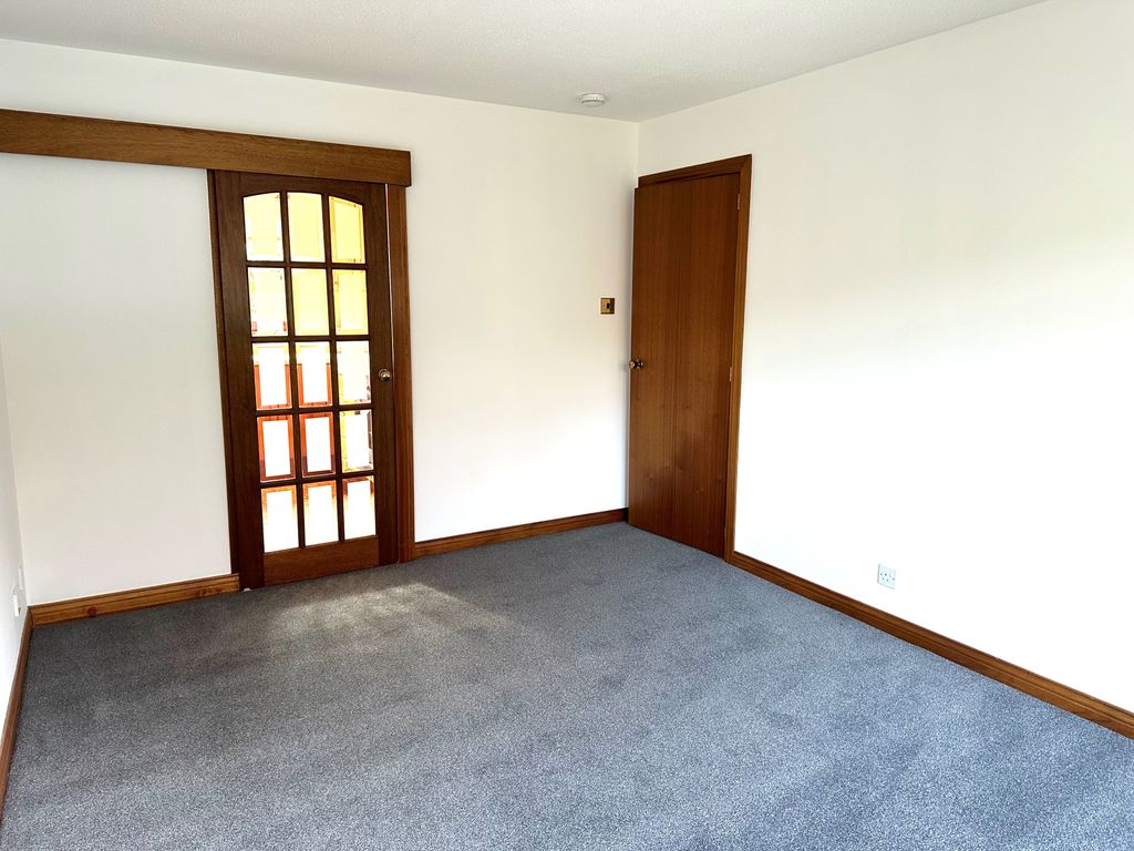 Additional image 2 of 2 bed flat to rentGartcows Place, Falkirk FK1