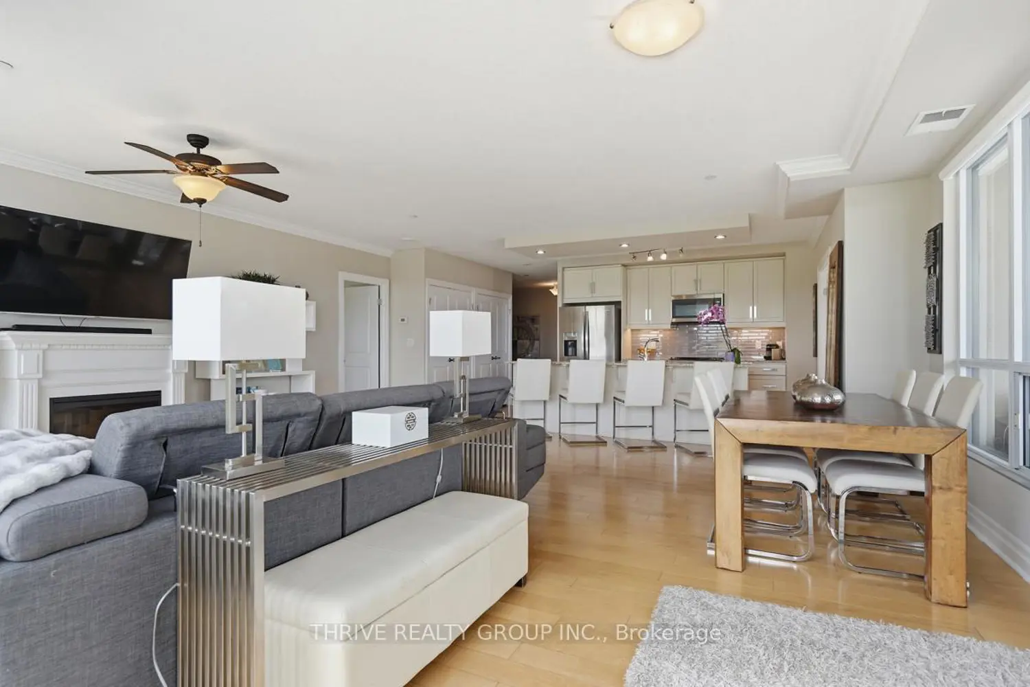 Additional image 6 of 240 Villagewalk Boulevard 404