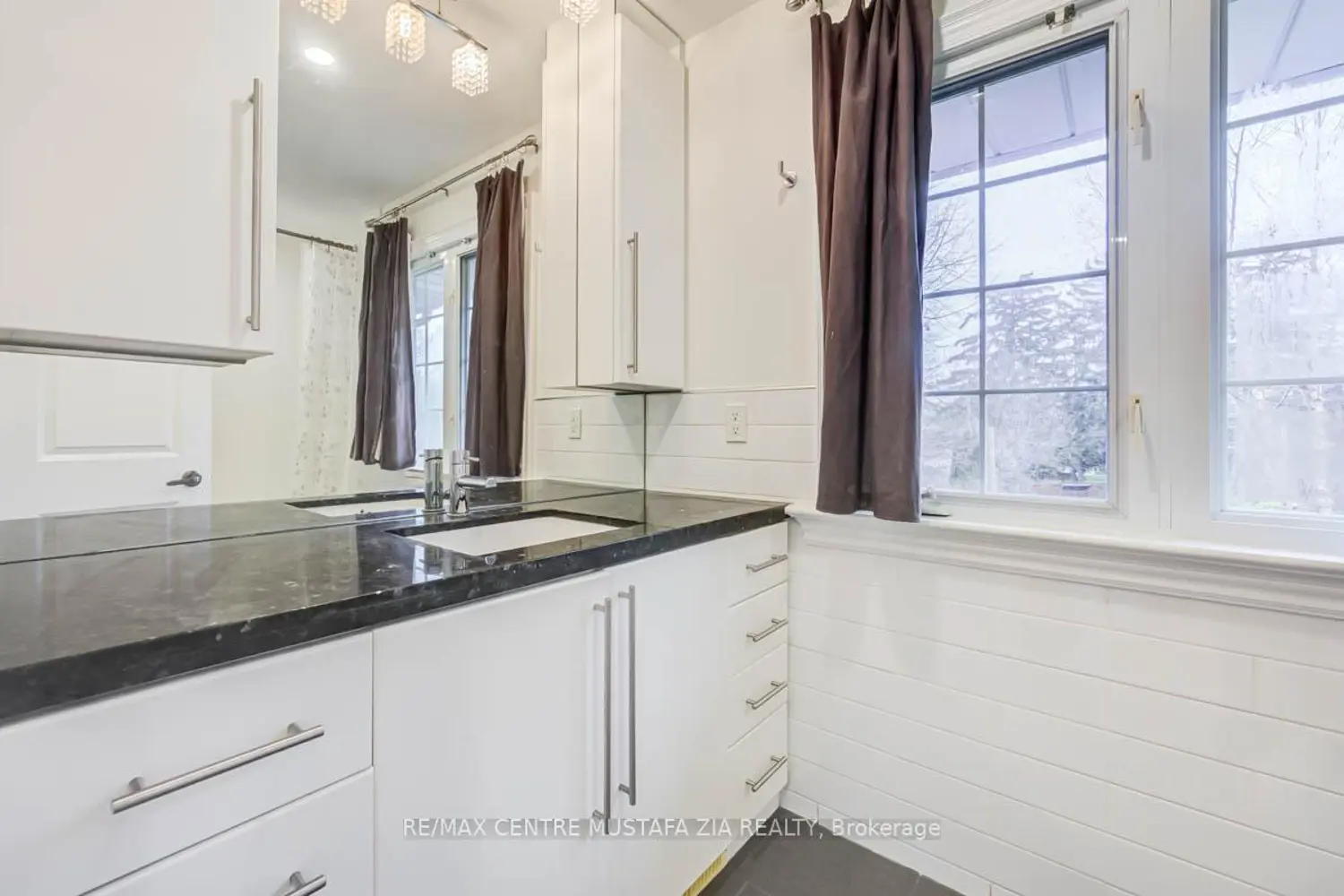 Additional image 11 of 561 Wingrove Crescent