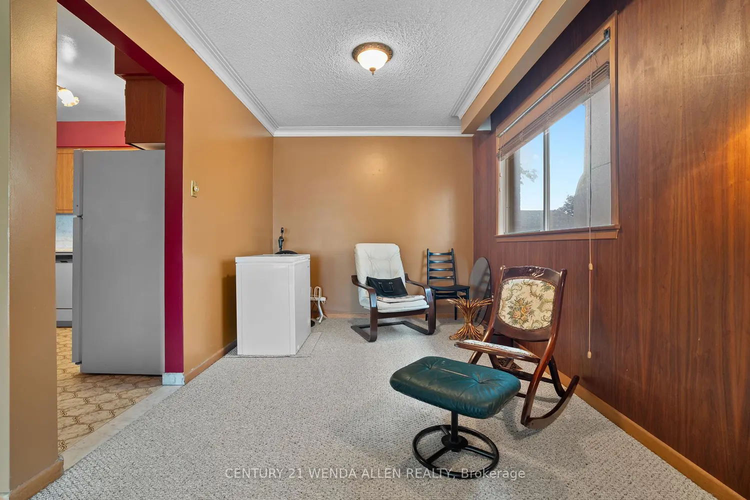 Additional image 4 of 1873 Woodview Avenue