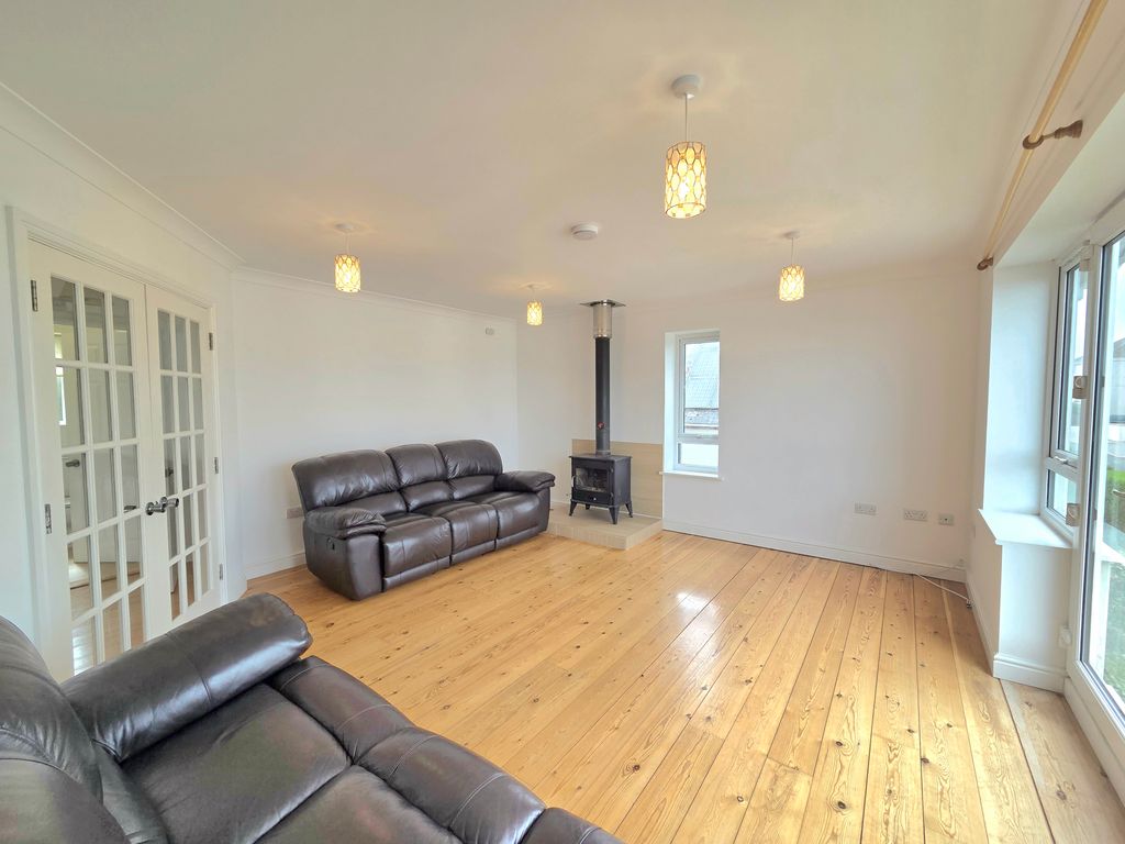 Additional image 21 of 4 bed property to rentMeadowbank Road, Falmouth TR11