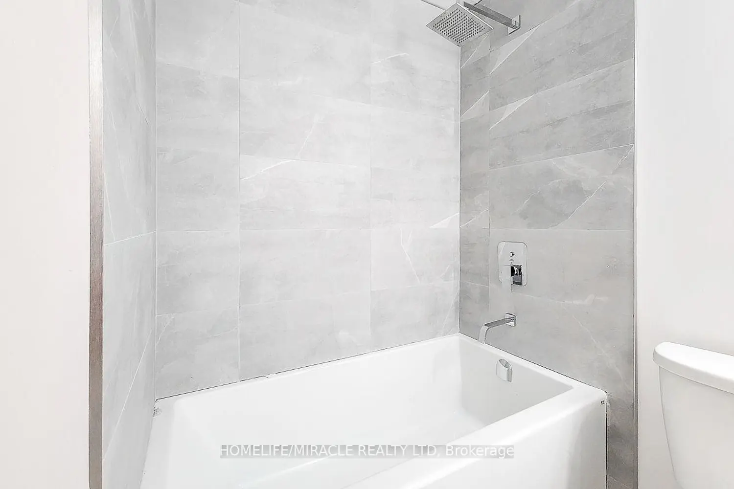 Additional image 17 of 7 Erie Avenue 609