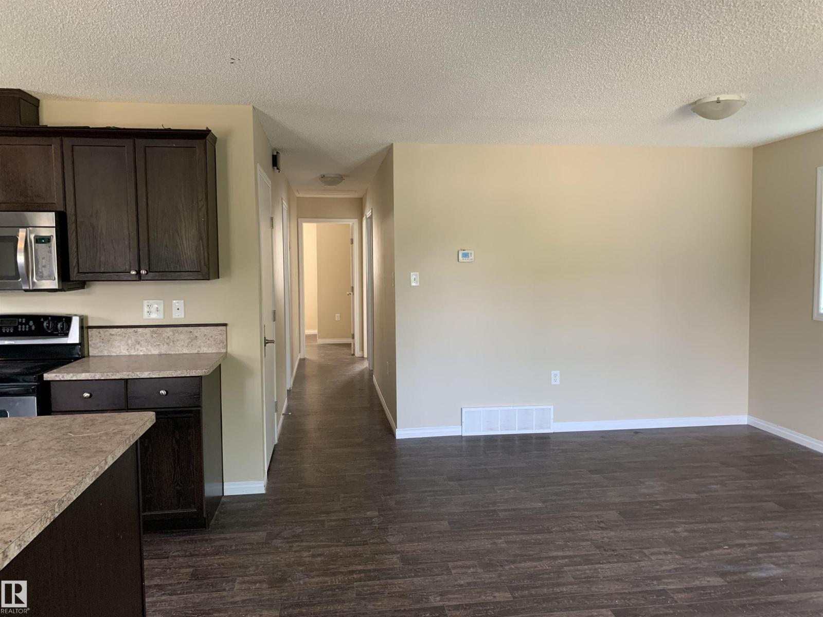 Additional image 6 of 11824 93 Street NW, Edmonton, AB, T5G1E3