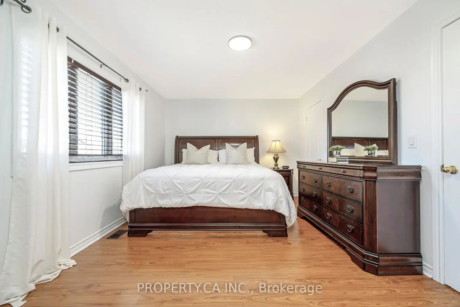 Additional image 5 of 211 Mclaughlin Avenue
