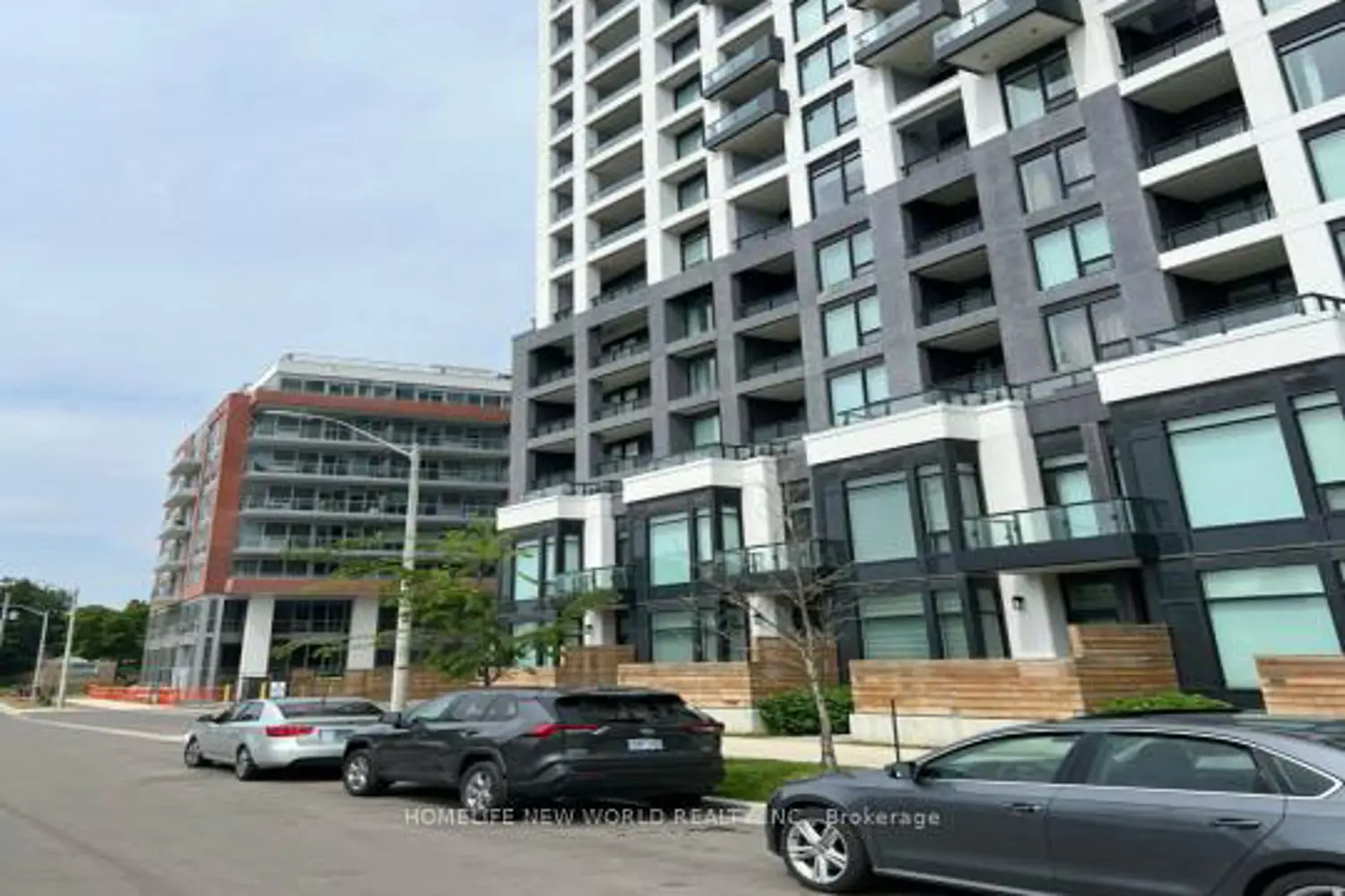 Additional image 4 of 8888 Yonge St Street 415