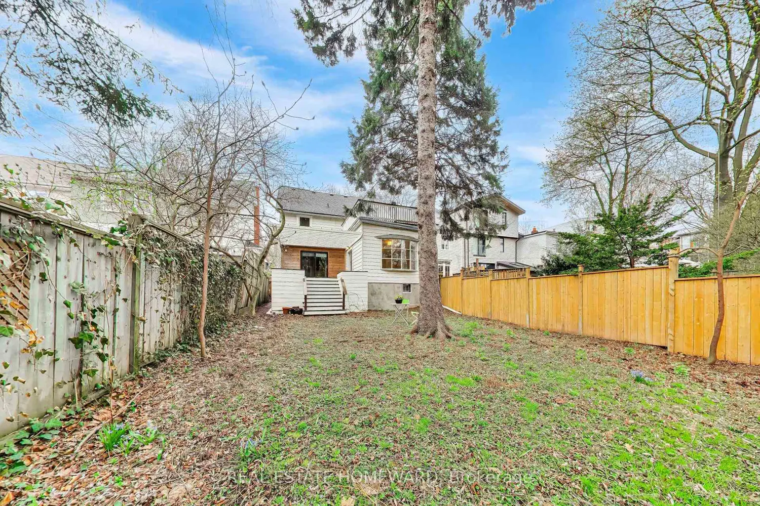 Additional image 11 of 56 Leuty Avenue