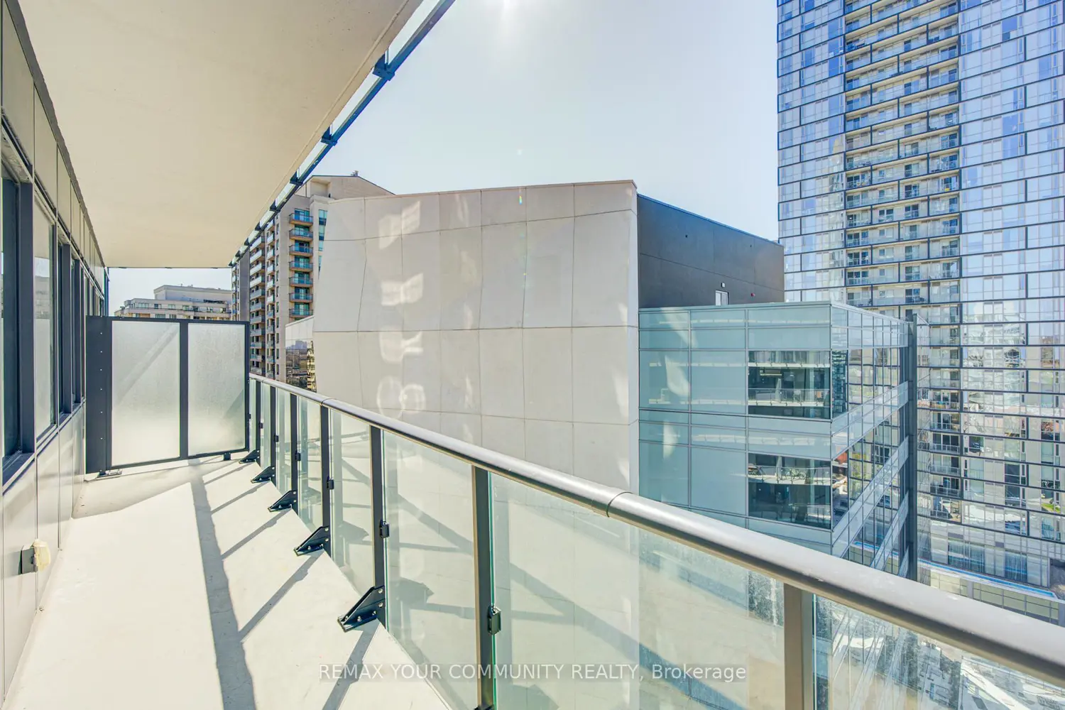 Additional image 16 of 15 Ellerslie Avenue 1403