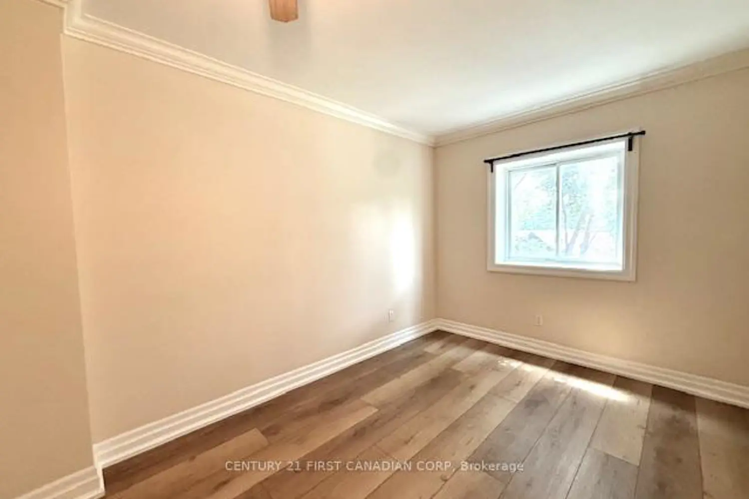 Additional image 15 of 570 William Street 401