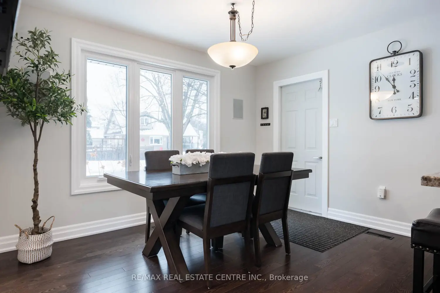 Additional image 3 of 35 Treleaven Drive
