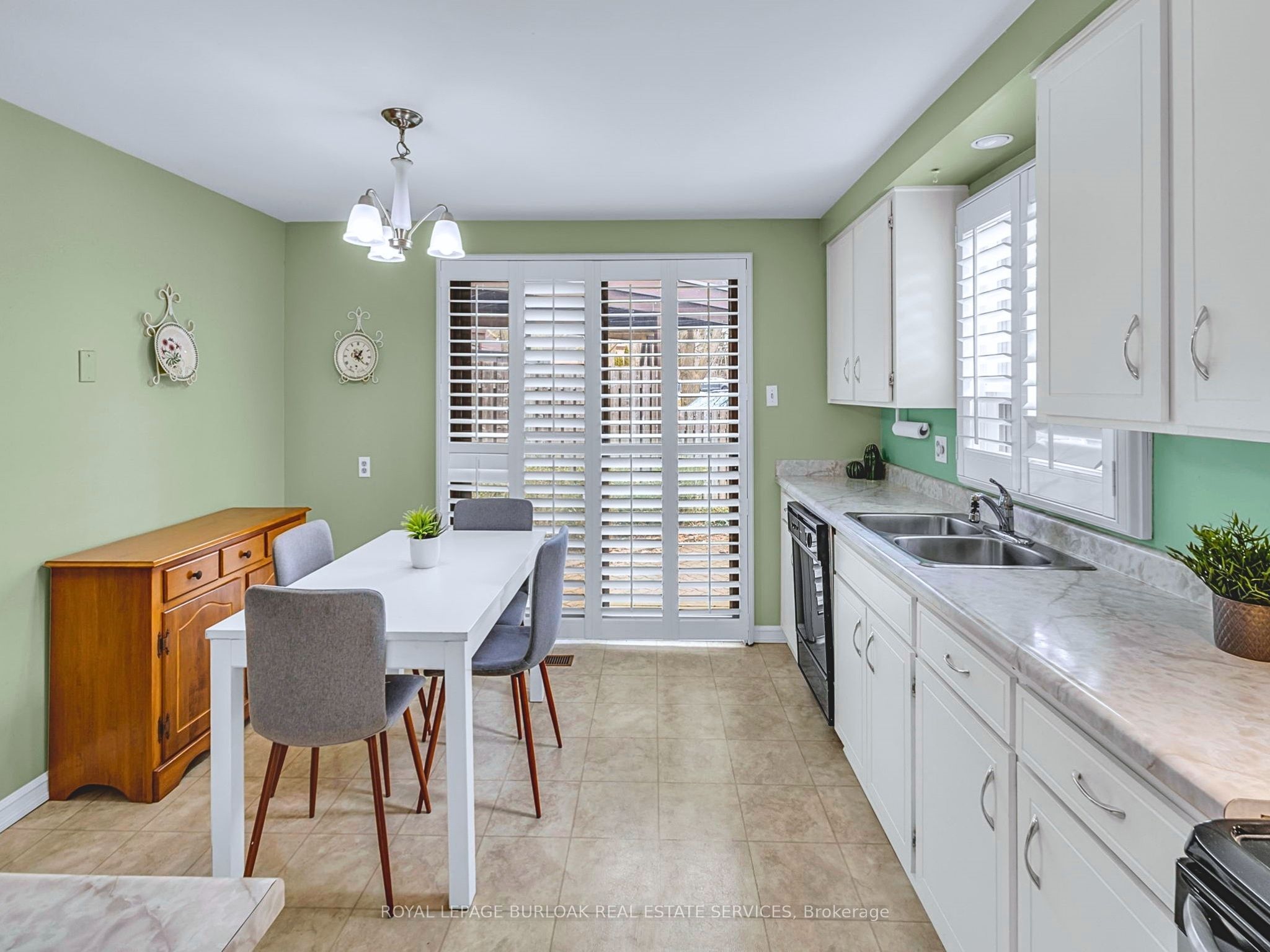 Additional image 5 of 3-28 Underhill Crescent, Kitchener, ON, N2A 2S8