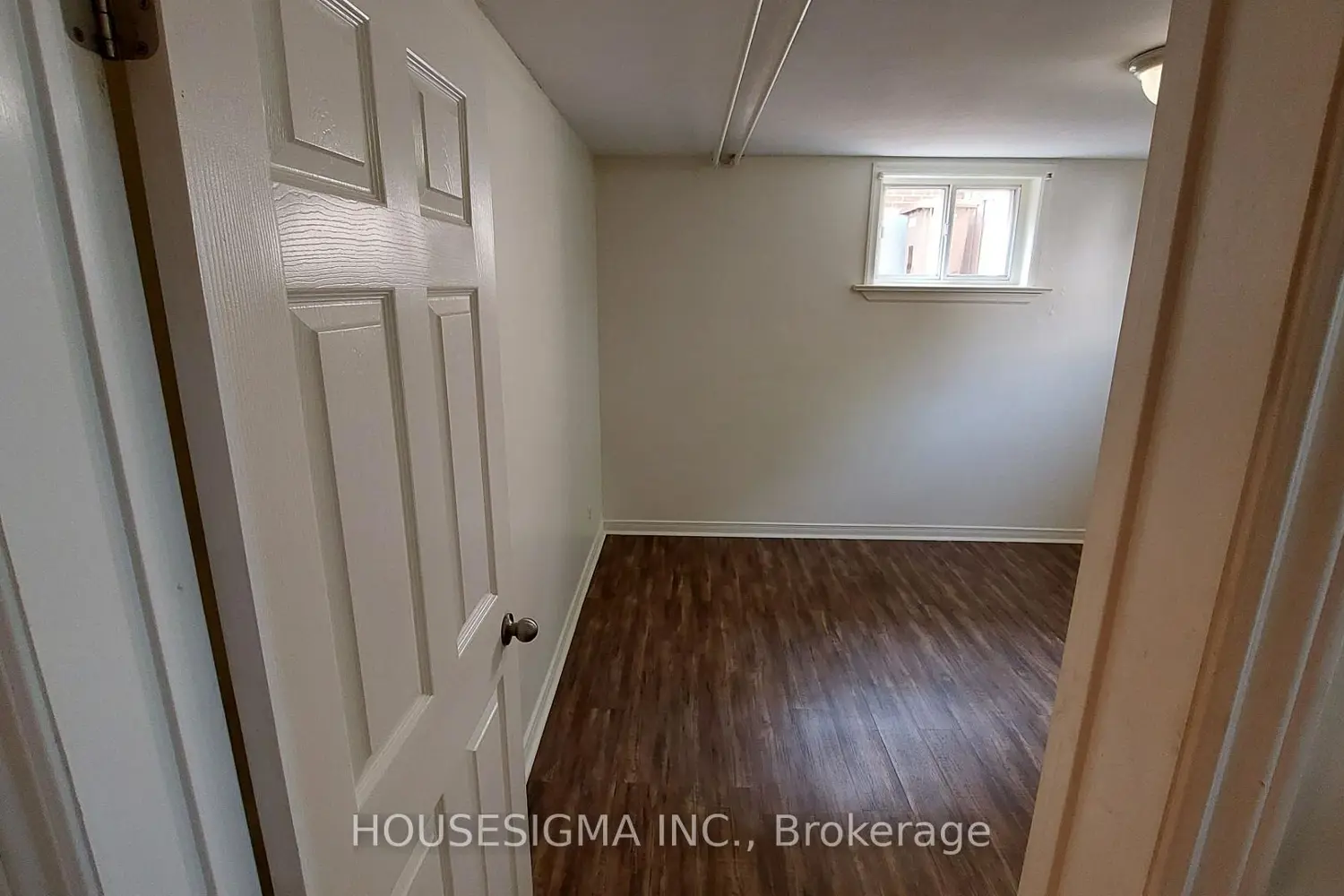 Additional image 13 of 301 Gibbons Street