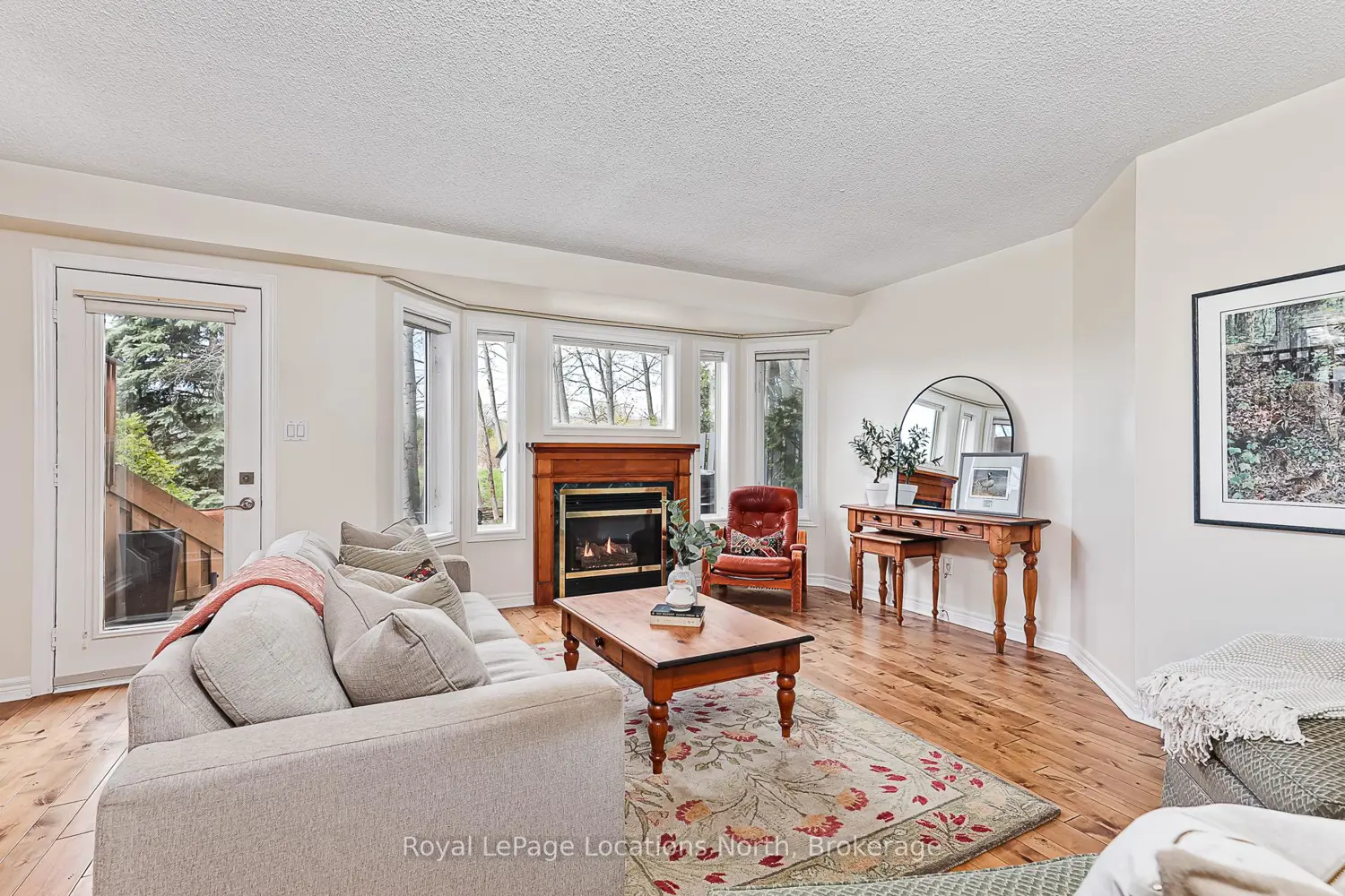 35 Barker Boulevard photo 4