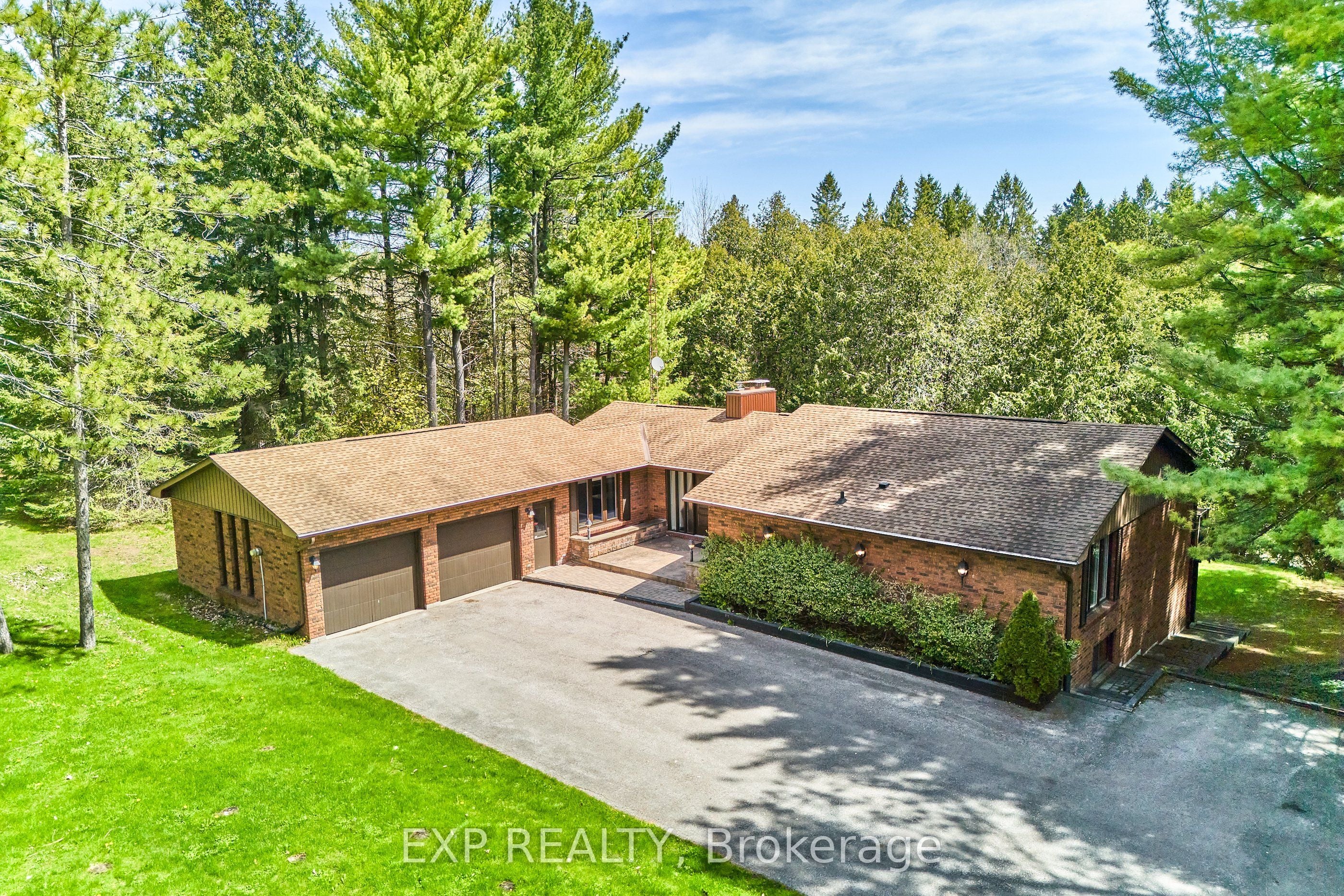 Additional image 4 of 7985 Cedarbrook Trail, Whitby, ON, L1M 1L9