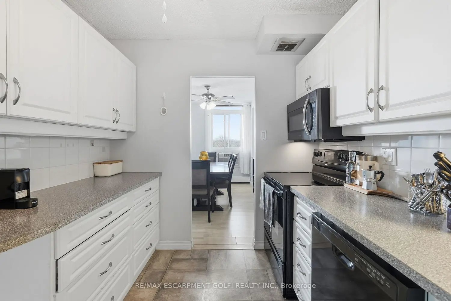 Additional image 12 of 640 West Street 506