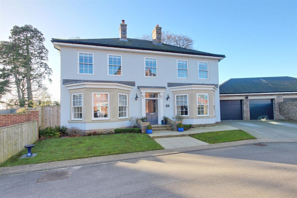 Additional image 2 of 4 bed property to rentOld College Drive, Beverley HU17