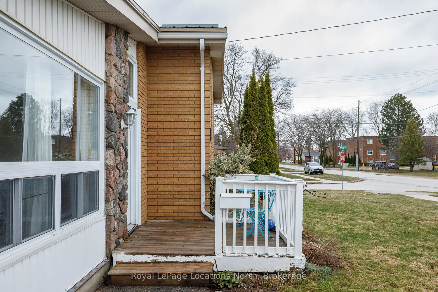 Additional image 3 of 594 Oak Street