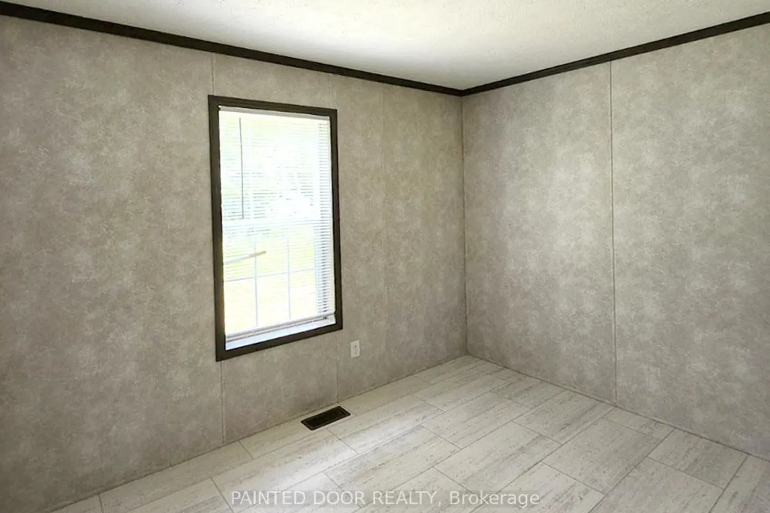 Additional image 7 of 45 Tower Road 4