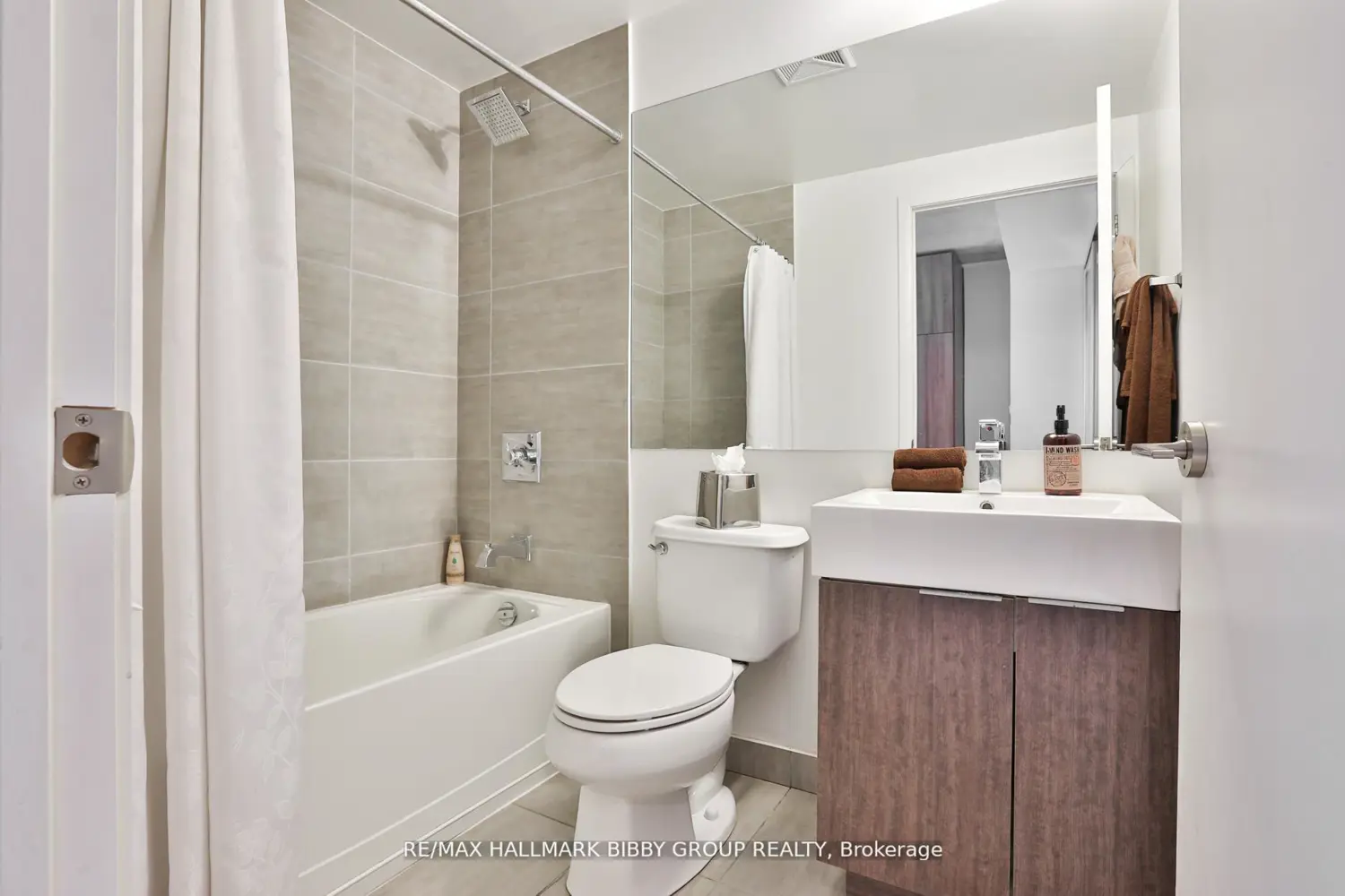 Additional image 13 of 478 King Street 606