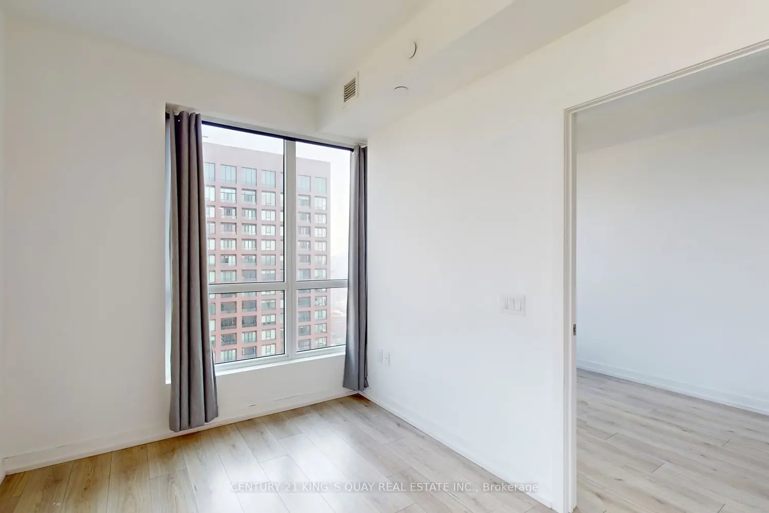Additional image 9 of 395 Bloor Street 4710