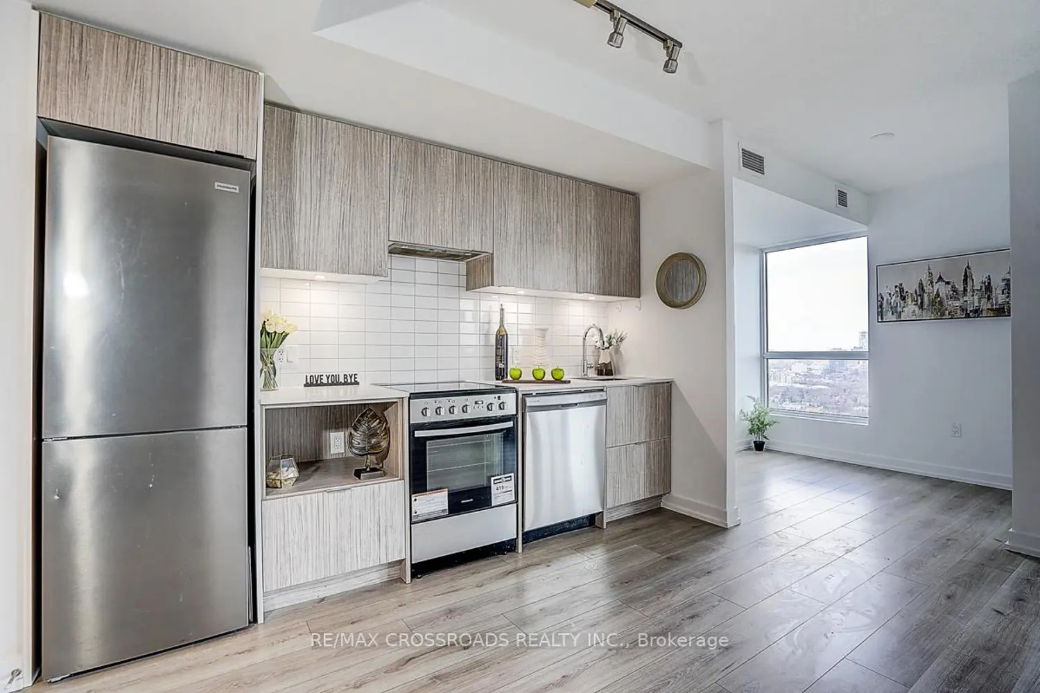 Additional image 4 of 395 Bloor Street 3205