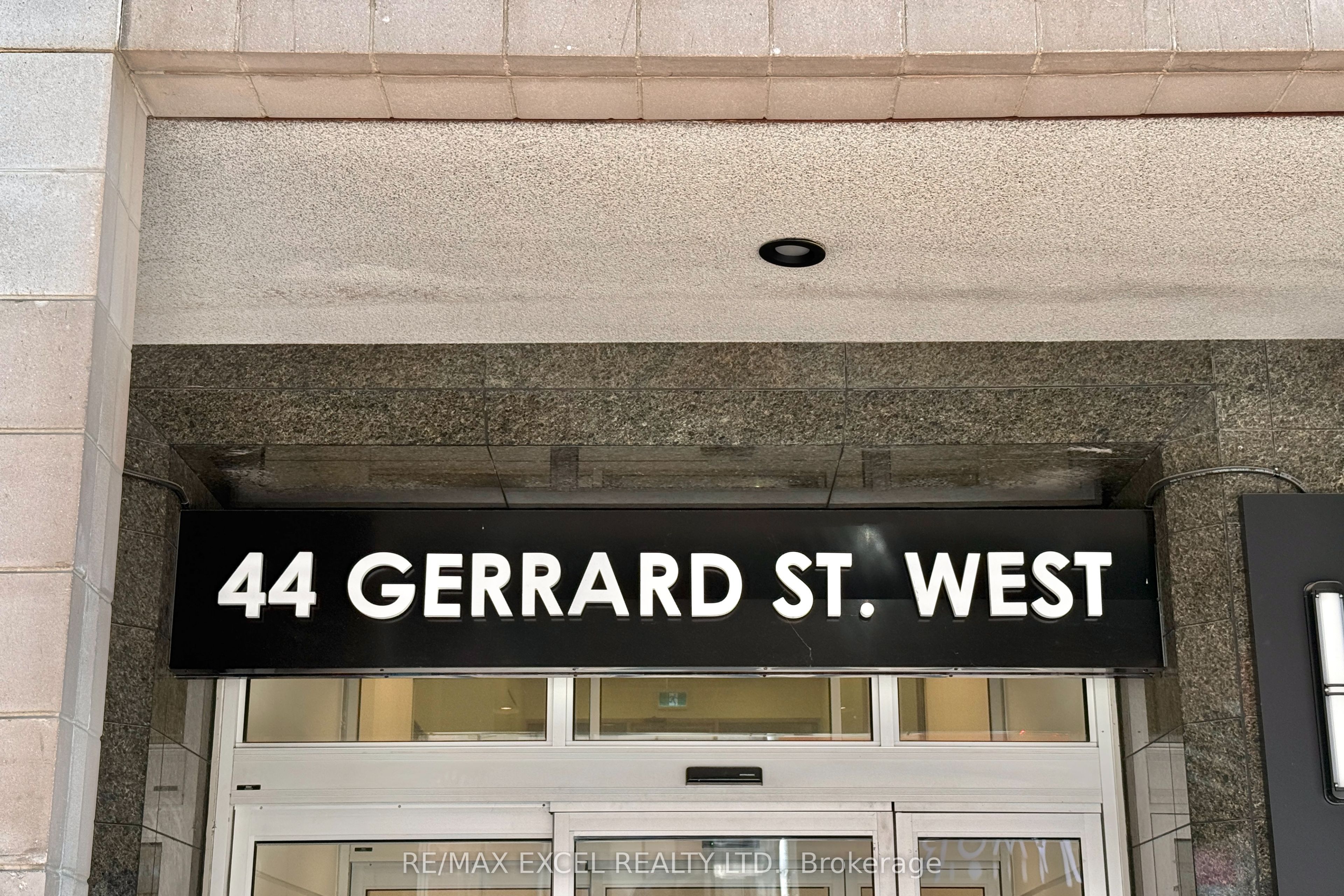 Additional image 3 of 1208-44 Gerrard Street W, Toronto, ON, M5G 2K2