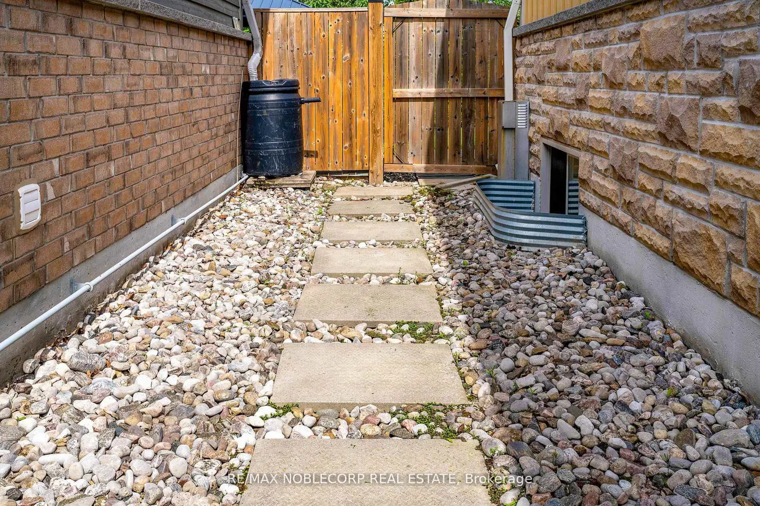 Additional image 15 of 22 Hughes Street
