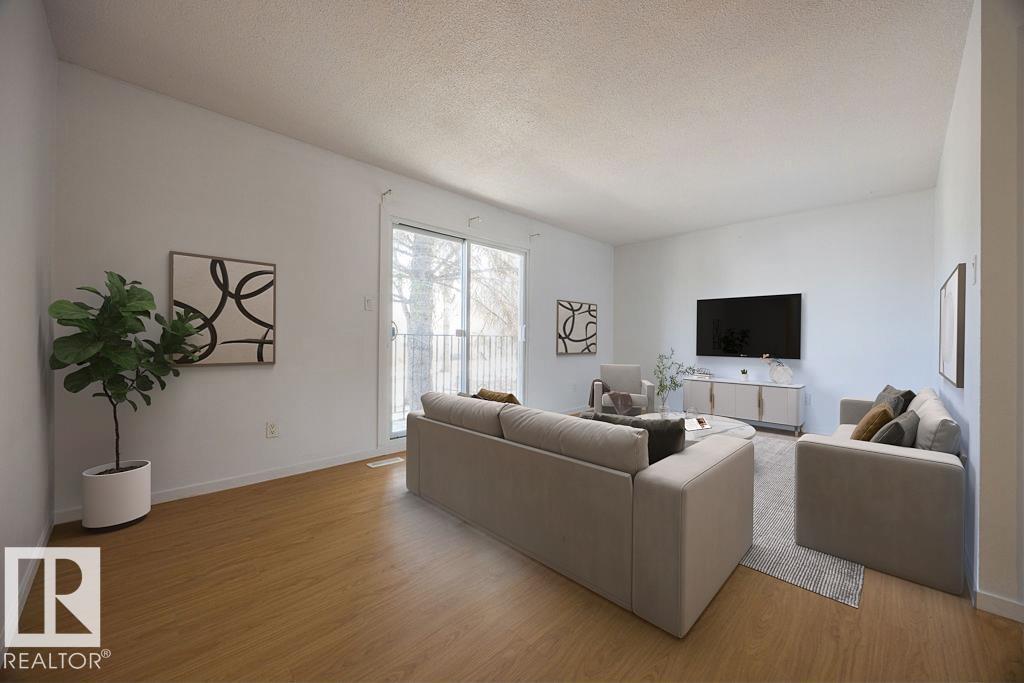 Additional image 2 of 12822/12824 123 Street NW, Edmonton, AB, T5L0J3