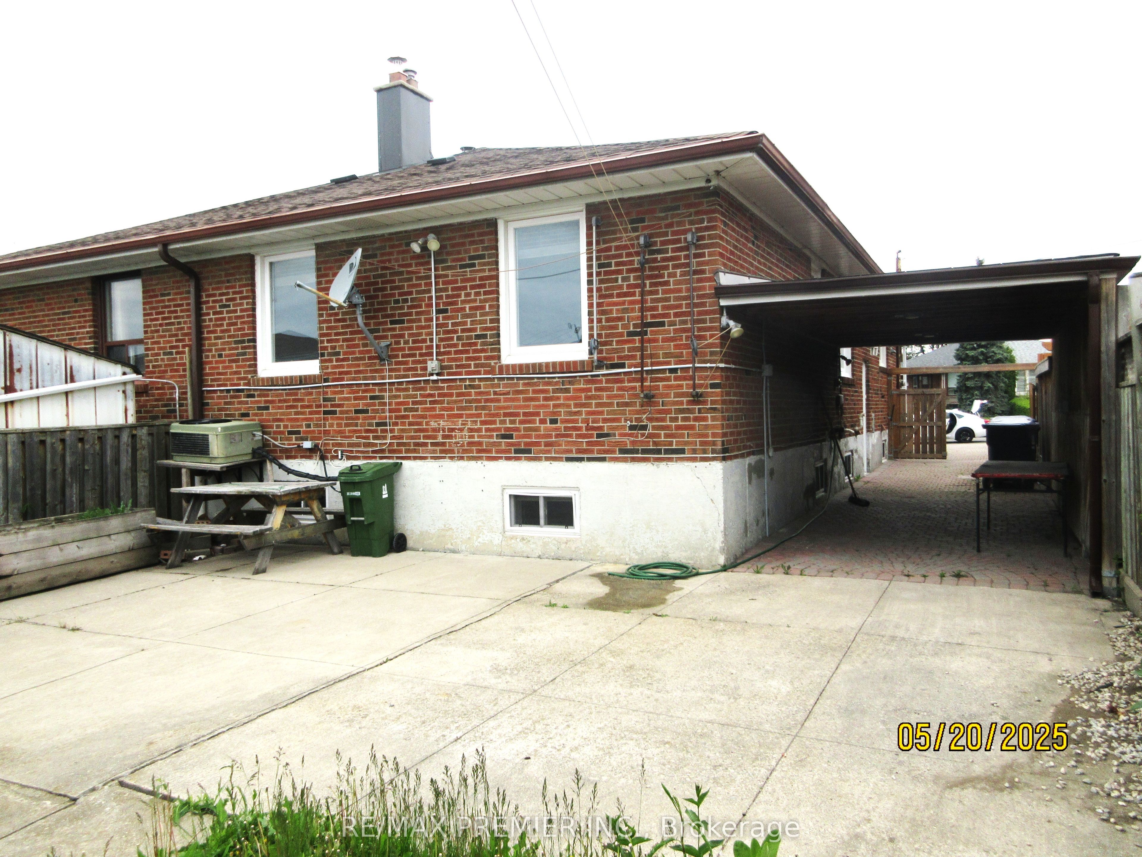 Additional image 3 of 100 Snowood Court, Toronto, ON, M3N 1E8