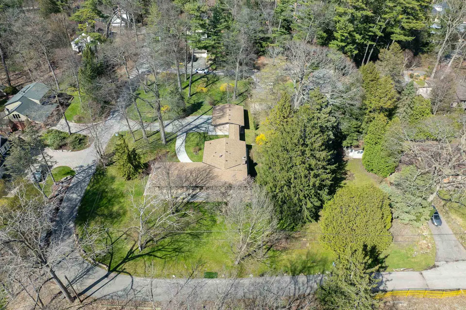 Additional image 16 of 1066 Stockwell Avenue