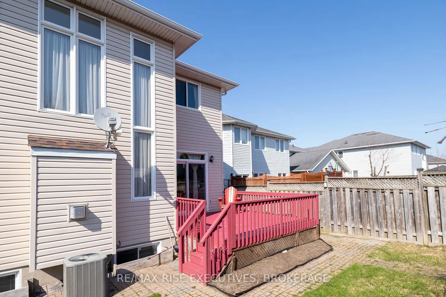 Additional image 17 of 1405 Crossfield Avenue