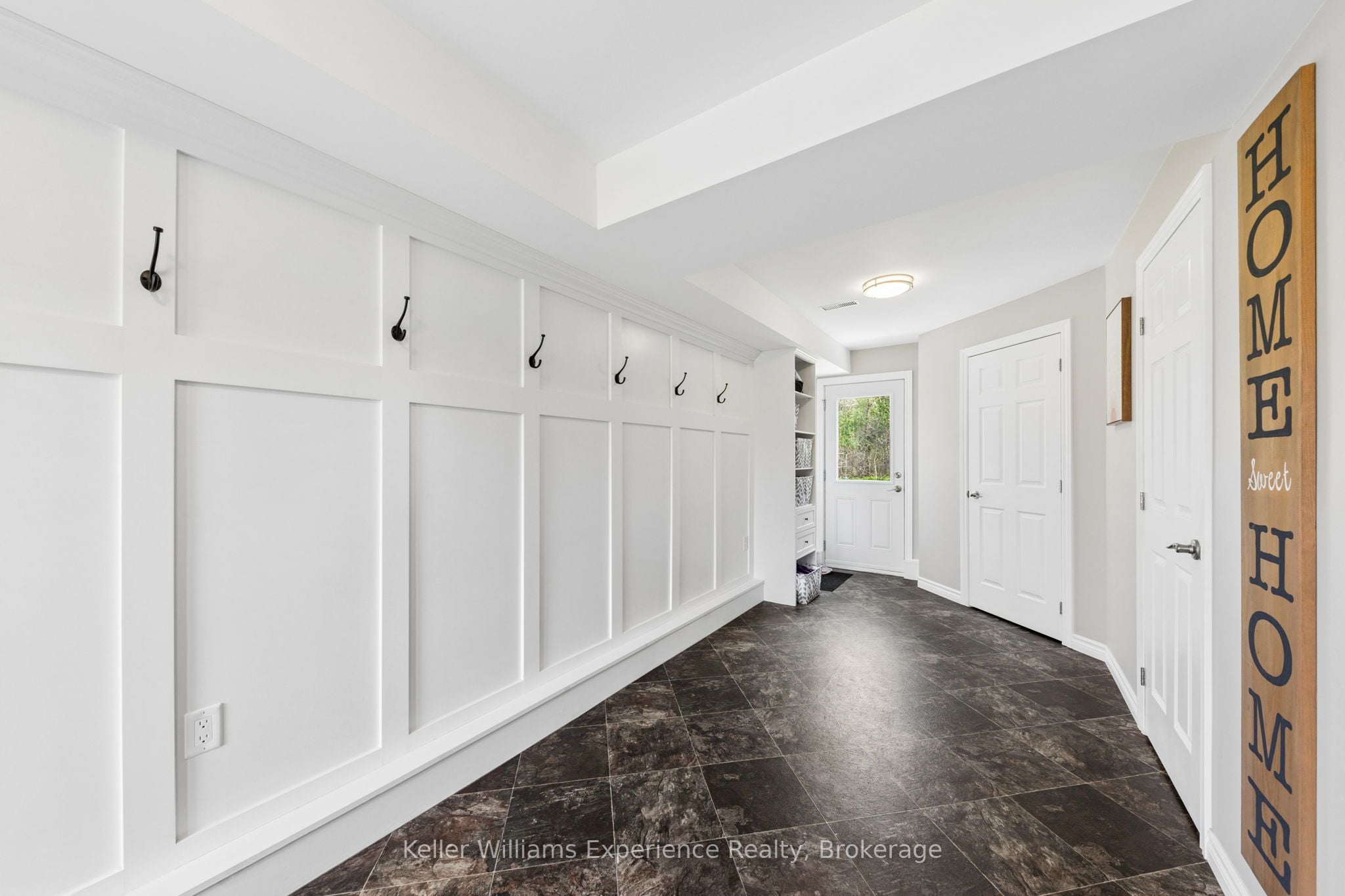 Additional image 6 of 5525 Penetanguishene Road, Springwater, ON, L0L 1P0