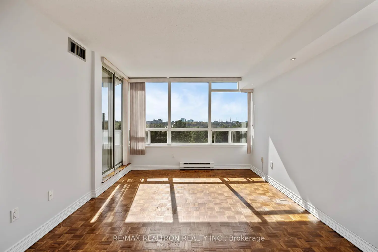 Additional image 8 of 10 Torresdale Avenue 506
